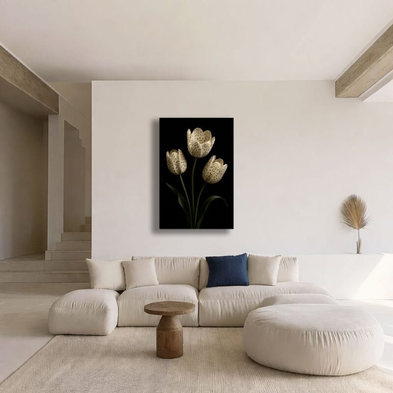 Alternative view of MIDNIGHT BLOOM